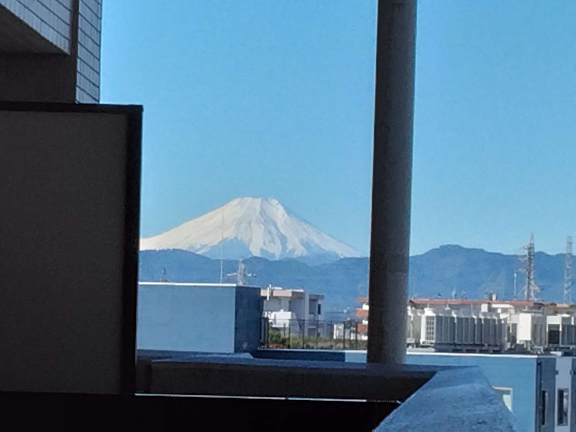 富士山の定点観測（10末～11初）【立川市・ふれあいカイロプラクティックひろ施術院】